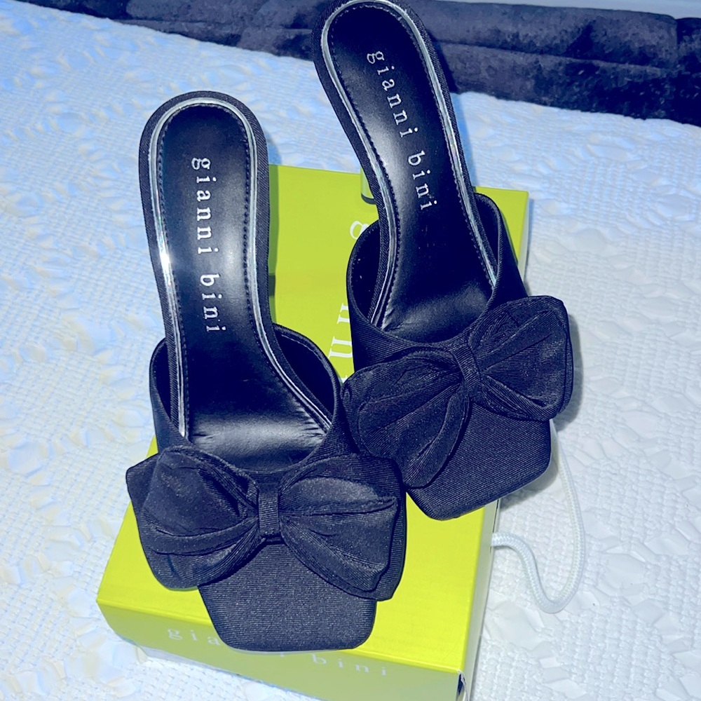 Gianna bini, black high heels size 9.5 worn once